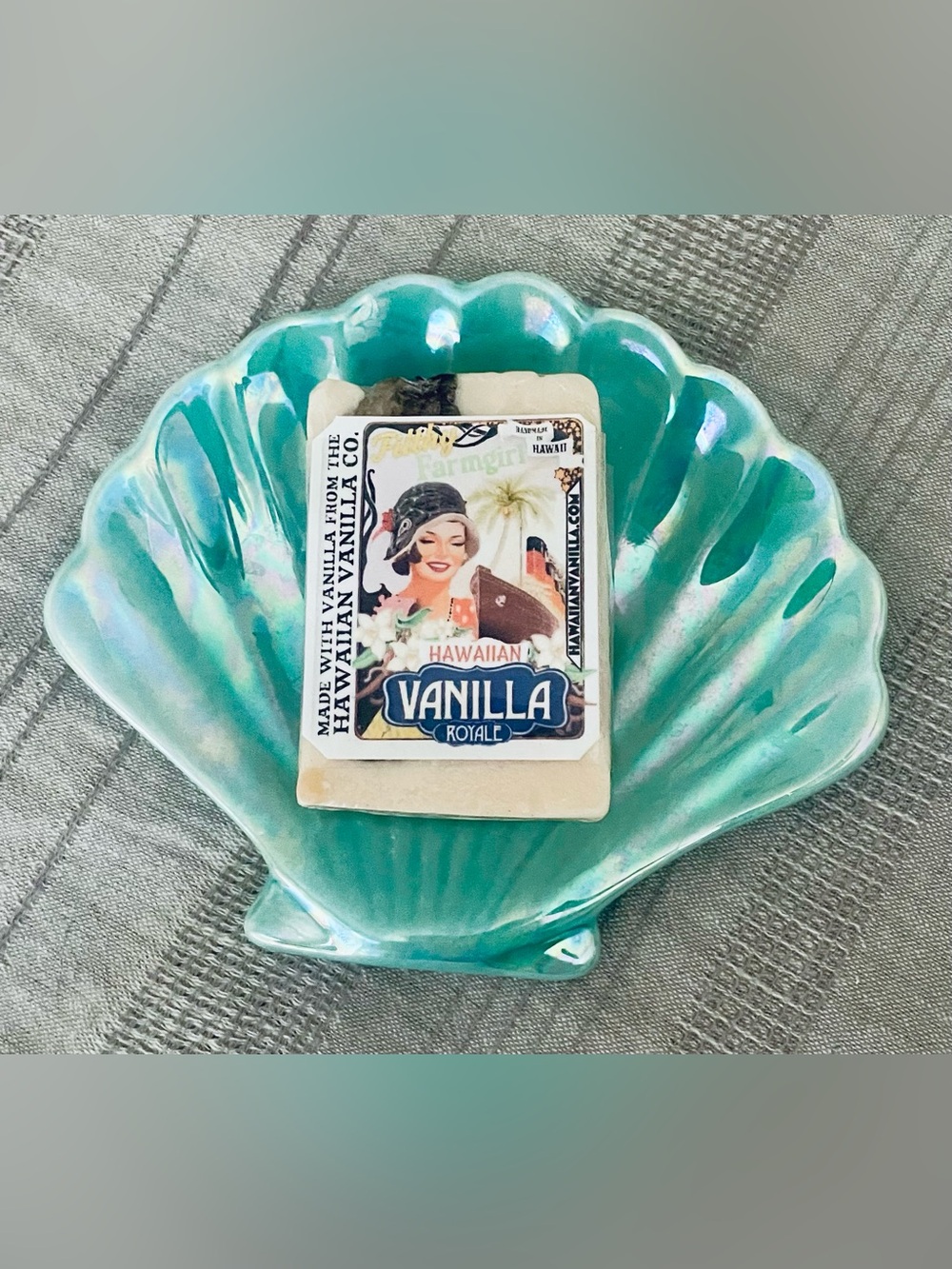 Filthy Farmgirl Hawaiian Vanilla Royale Bar Soap Sea Shell Dish Handmade HI Soap